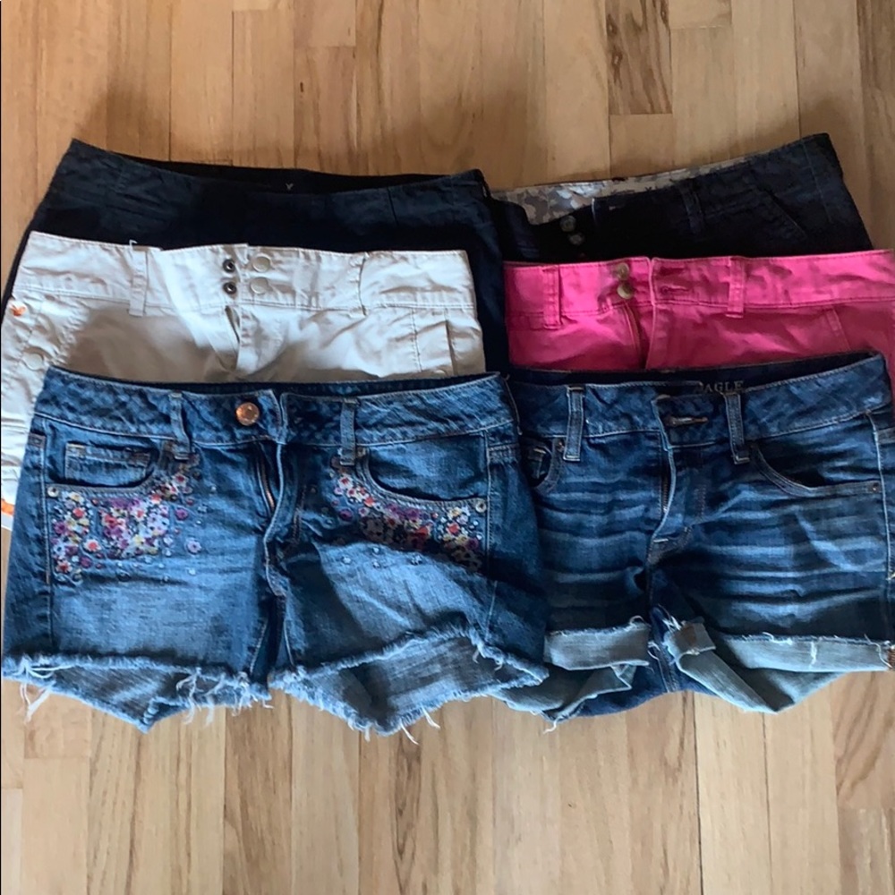 6 Pairs of American Eagle Shorts - Size 6